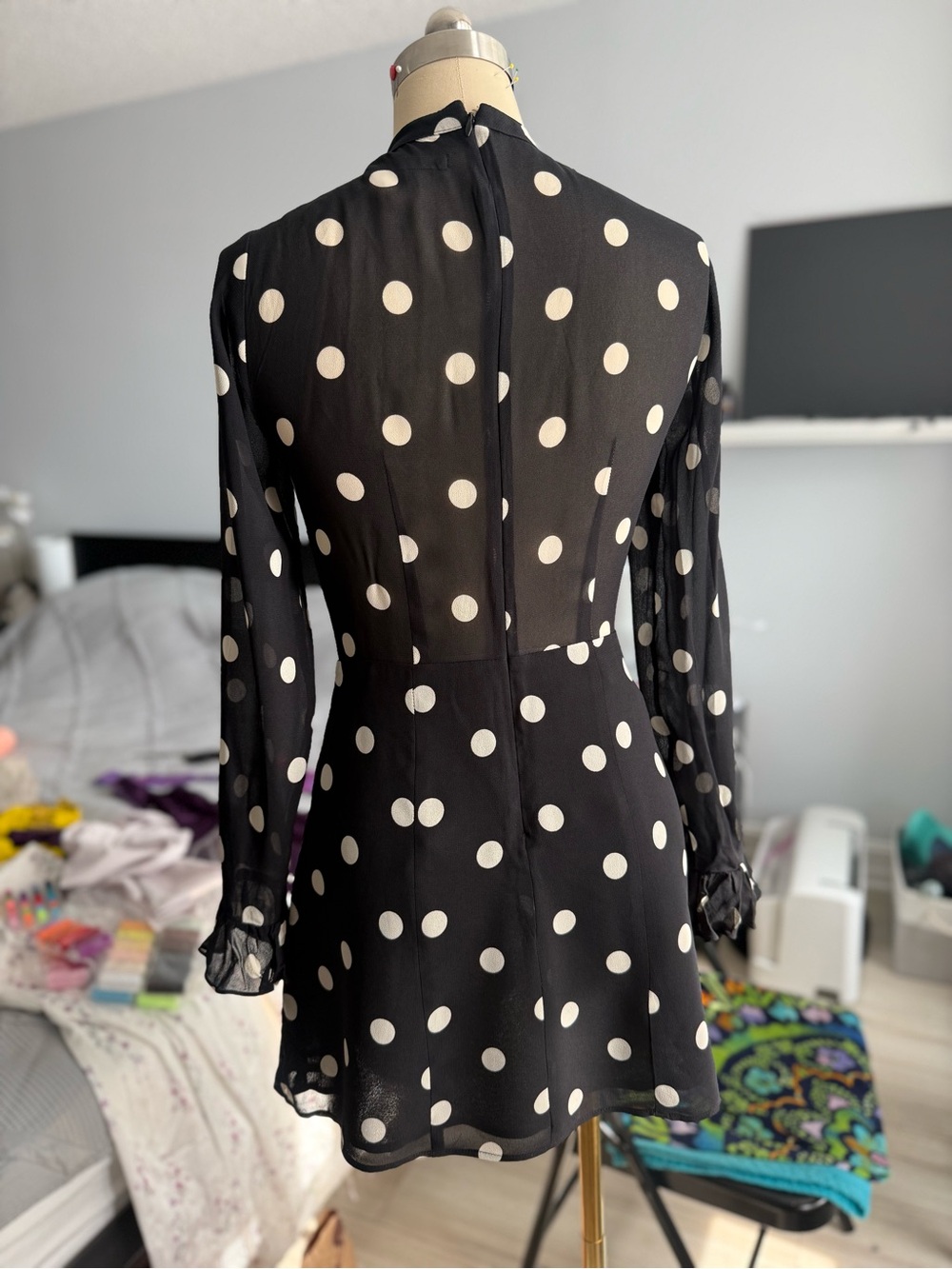 Reformation Black and White Polka Dot Tie-Neck Dress Size 2 - Picture 5 of 10